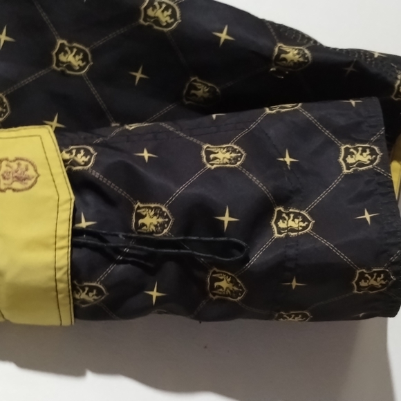 Ron Jon Board Shorts. - Picture 3 of 4